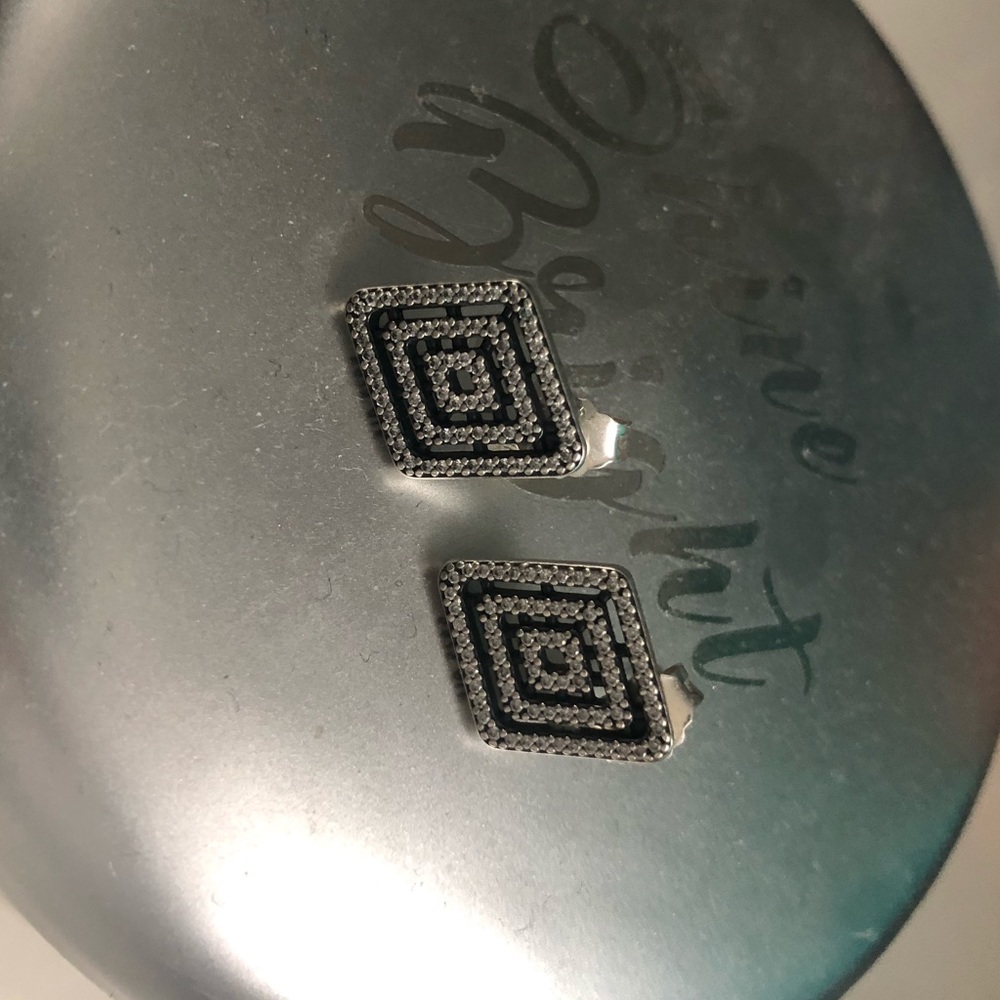 Pandora Geometric Lines stud earrings